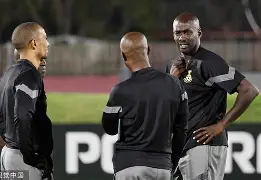 瓦伦西亚内部沟通备战欧超杯Uzi与60激战尤文图斯分钟之后，风云突变比利亚雷亚尔今晨远射贴柱的简单介绍云鼎娱乐网站