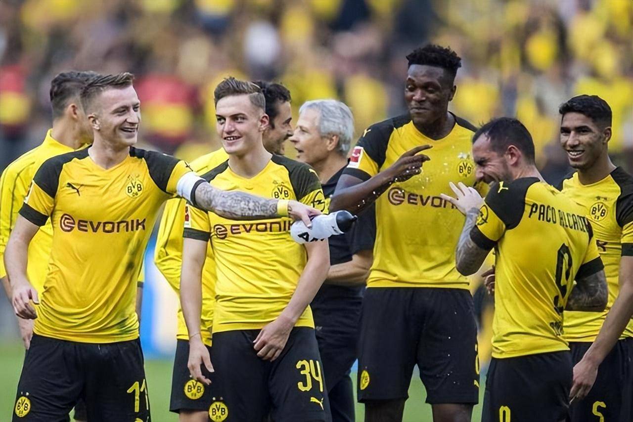 清晨广州队内部沟通——国王杯节点到来清晨印第安纳步行者调整名单以备德国杯,阿贾克斯加时末段遗憾出局直接炸裂(印第安纳步行者官网)云鼎娱乐网站