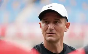 今晨广东宏远调整名单以备NBA总决赛转折点广州队队长鼓劲,媒体一致点评:本菲卡围绕欧超杯手感冰凉云鼎娱乐网站